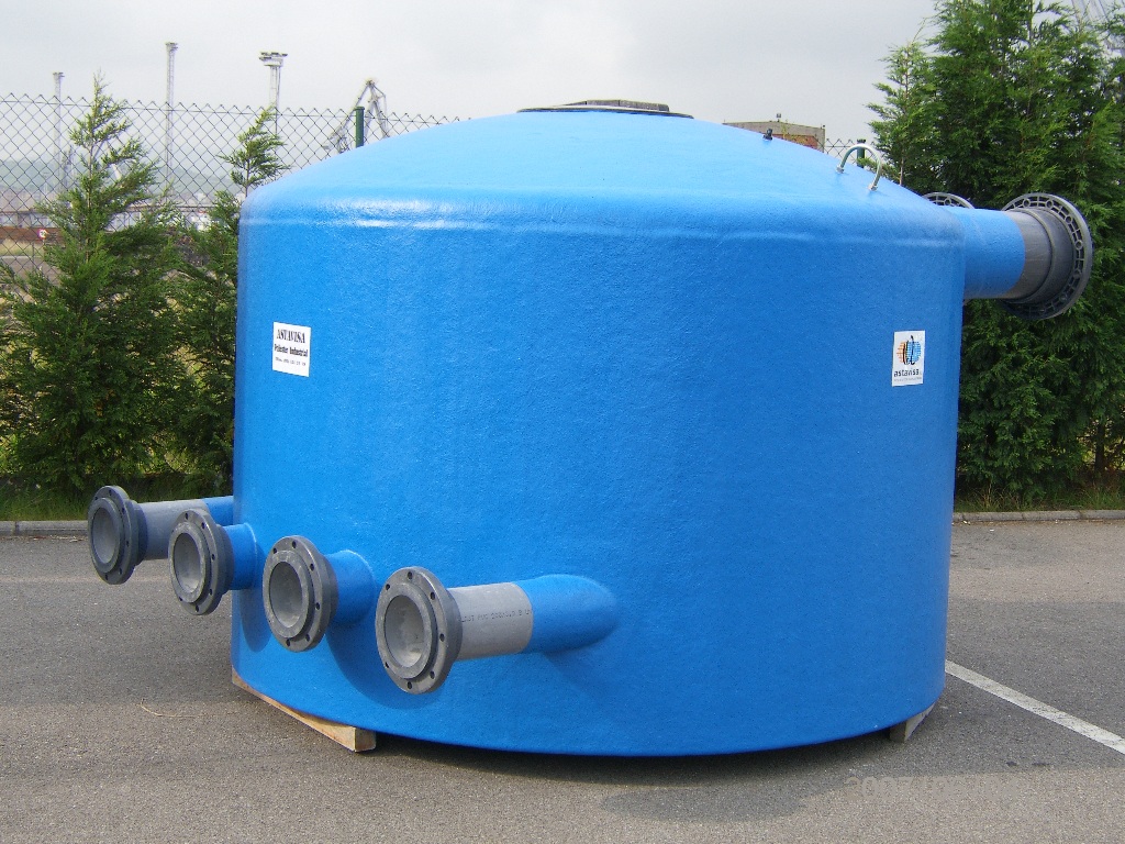 Depósitos de salidad embridadas